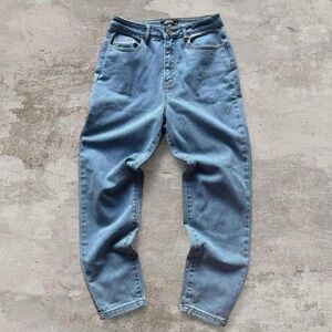 missguided medium wash mom jeans